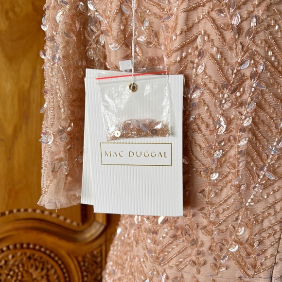 NWT Mac Duggal 35109 Nude Pink Size 12 Embellished Flutter Sleeve Gown Dress - Picture 4 of 9